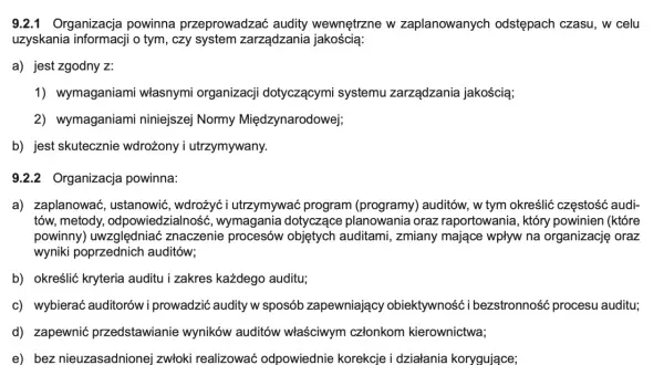 Przykładowe pytania audytowe dotyczące zgodności systemu zarządzania jakością z normami i jego skuteczności.